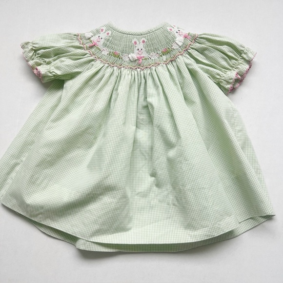 Smocked Bunny Little Girls Dress Amanda Remembered Bishop Style Easter Green - Picture 1 of 5